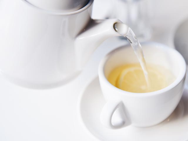 Weißer Tee wird zur Vorbeugung von Migräne eingesetzt