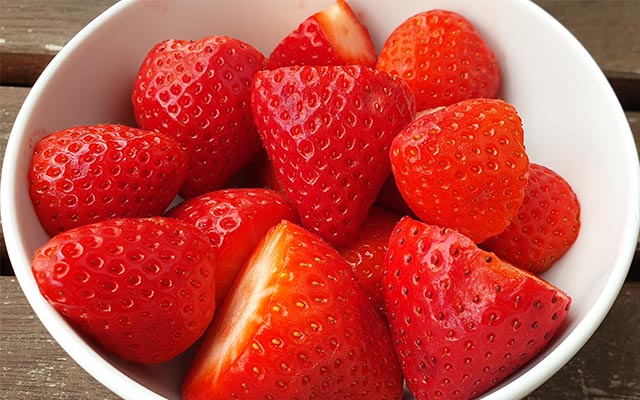 Auch die leckere Erdbeere enthält viel Polyphenol